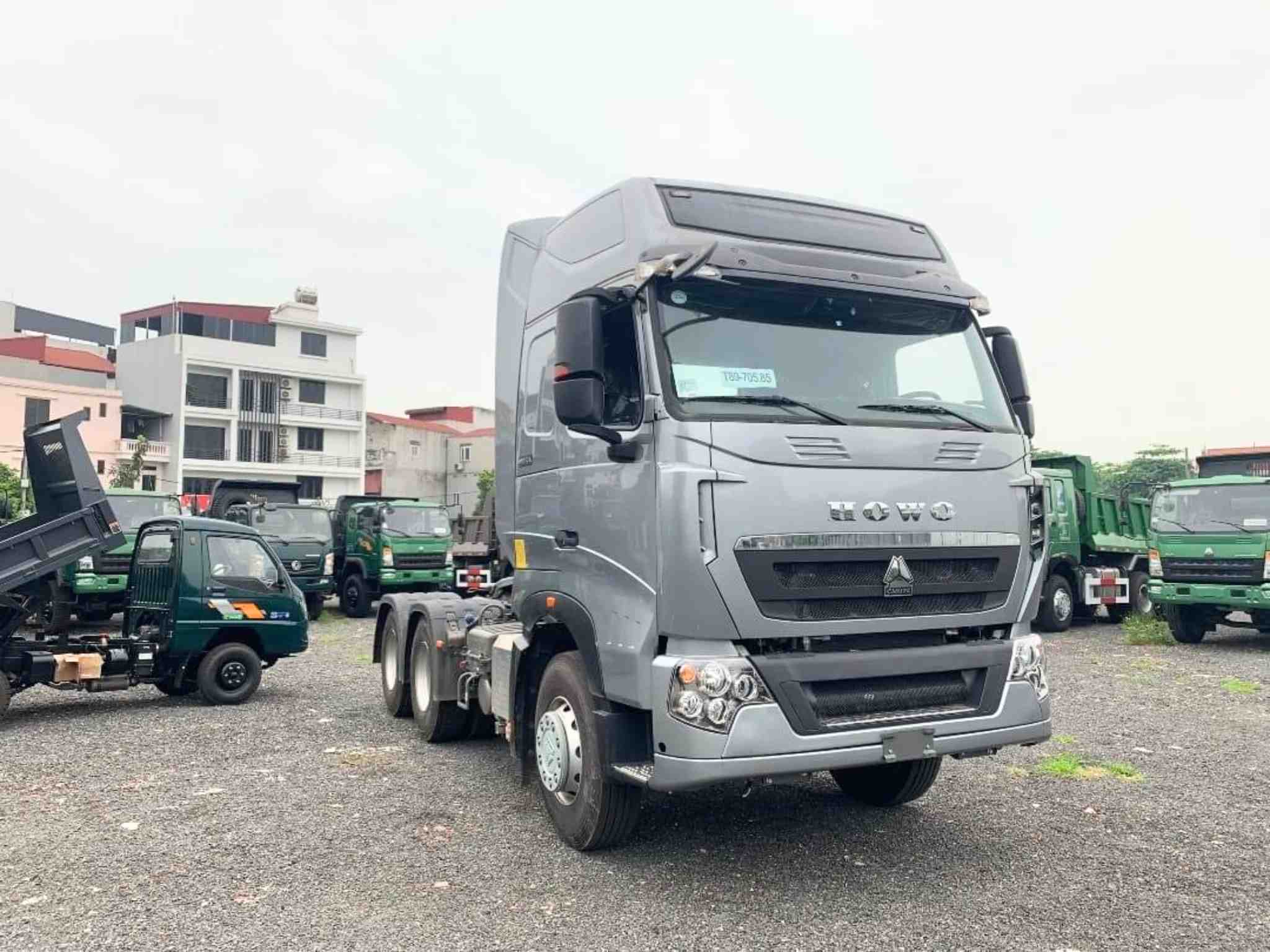 Đầu Kéo Howo T7H 430 HP